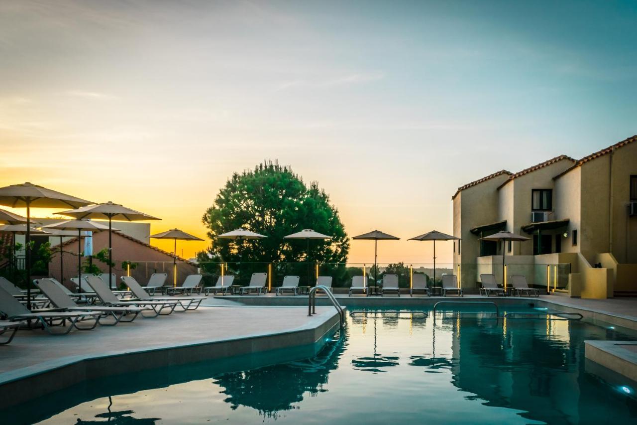 Dream Village Hersonissos  Exterior foto